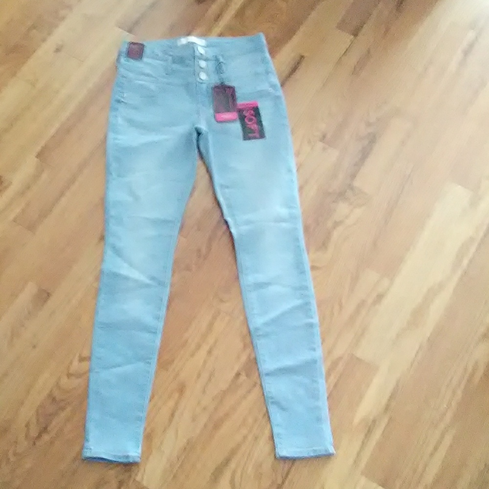 New NO BO mid rise skinny jean